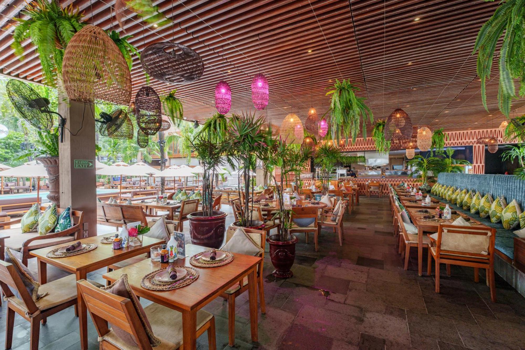 Cafe Del Mar Phuket - Suite & Penthouse Kamala Plajı Dış mekan fotoğraf
